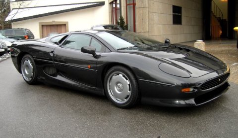 For Sale Flavio Briatore Sells His Jaguar XJ 220 