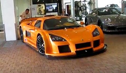 How Not To Park Your Gumpert Apollo!
