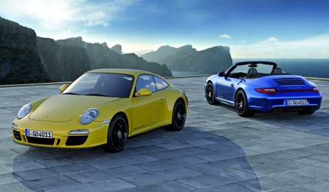 Official Porsche Carrera 4 GTS Coupé and Cabriolet