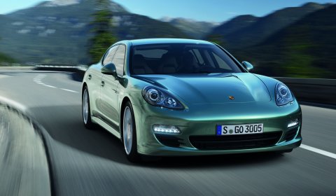 Official Porsche Panamera Diesel