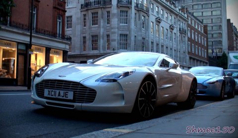 Video Only RHD Aston Martin One-77 in London 02