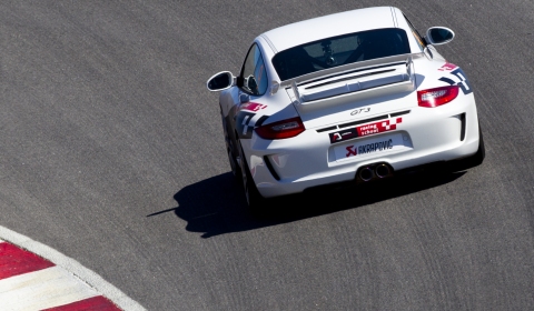 Video Porsche 911 GT3 With Akrapovic Evolution Exhaust System at Portimao Circuit