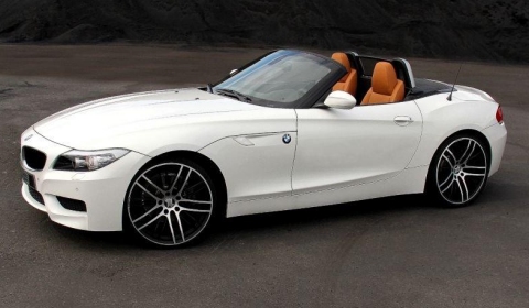 Official BMW Z4 sDrive35is by Kelleners Sport