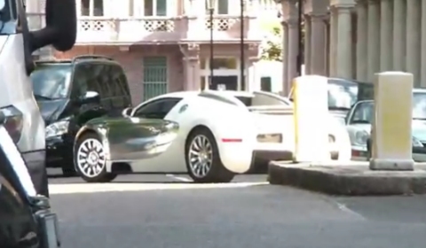Video Arab Bugatti Veyron Going Wrong Way Down One-Way Street