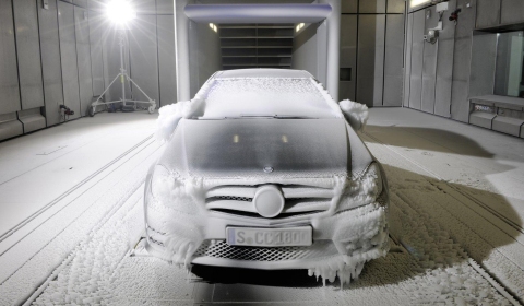 Video New Mercedes-Benz Climatic Wind Tunnel