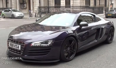 Audi R8 Rev Battle