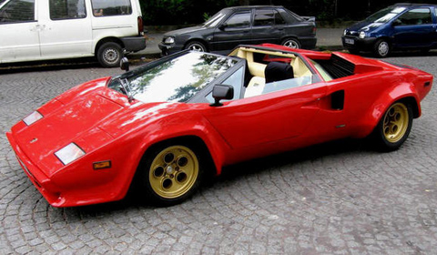 Lamborghini Countach Spider