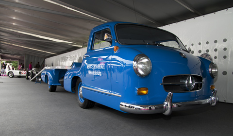 Mercedes-Benz Rennabteilung Auto Transporter