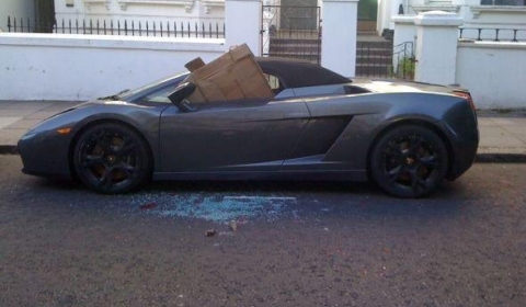 Lamborghini Gallardo Spyder Victim of London Riots