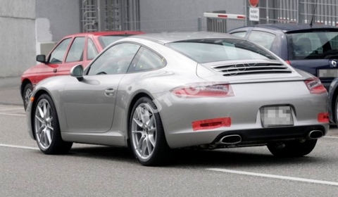 Spyshots 2012 Porsche 911 (991) Carrera at Porsche Factory 01