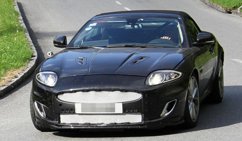 Spyshots: 2013 Jaguar XE