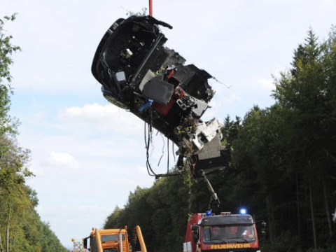 Car Crash Two Mercedes-Benz Test Drivers Killed While Driving McLaren SLR 02