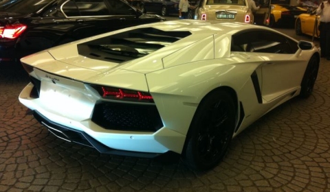 First Lamborgini LP700-4 Aventador Delivered to Dubai 01