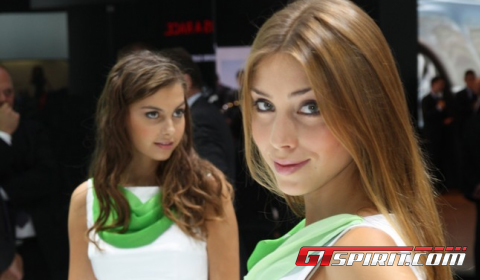 IAA Frankfurt Motor Show 2011 Girls Part 1