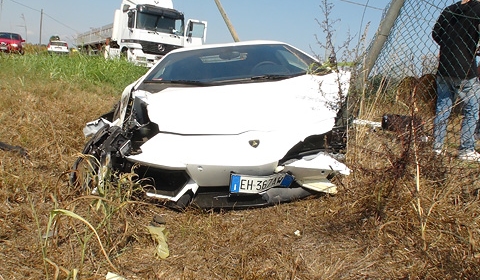 Photo Update On Lamborghini LP700-4 Aventador Crash