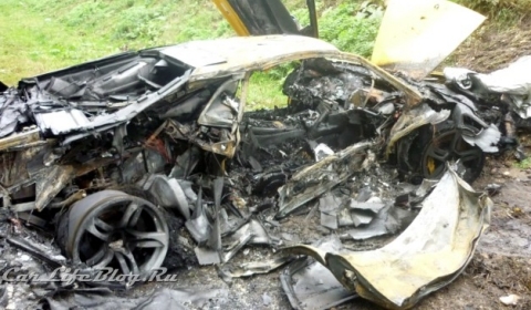 Car Crash Lamborghini Murcielago LP640 Burned Down After Collision with Chevrolet Aveo