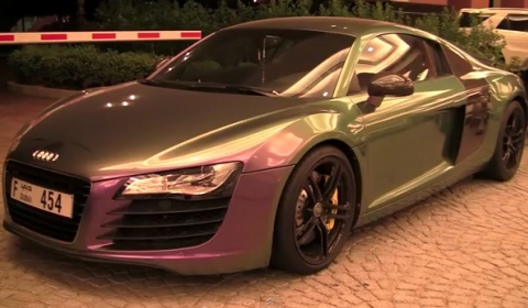 Video Flip Flop Colored Audi R8 in Dubai