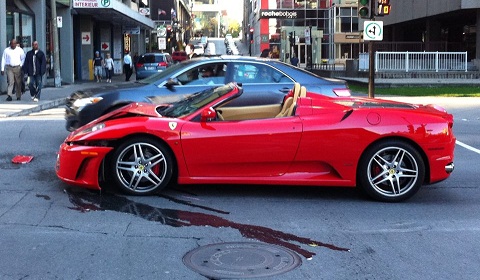 Car Crash Ferrari F430 Spider in Montreal