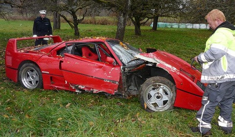 Ferrari F40 Accident