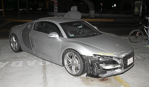Paolo Guerrero Crashes Audi R8