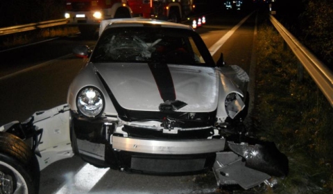 Car Crash First Porsche 911 GT3 RS 4.0 Wrecked near Nurburgring