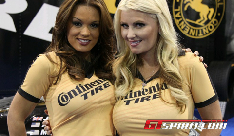 SEMA Motor Show 2011 Girls Part 2