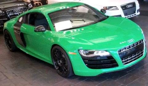 Video Green Audi R8 V10 Coupe
