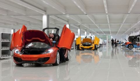 Video New McLaren Production Centre in Woking
