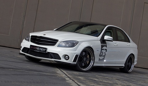 Kicherer Mercedes Benz C63 AMG White Edition