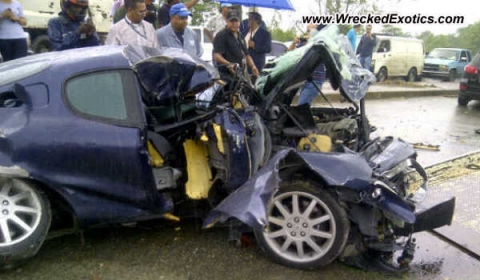 Car Crash Maserati Gransport Wrecked in Dominican Republic 01