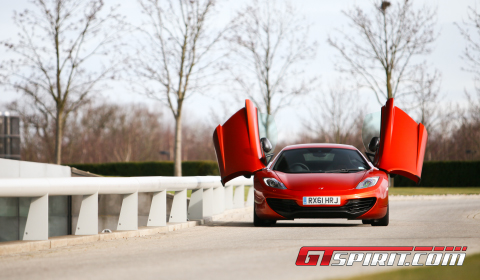 Road Test 2012 McLaren MP4-12C 03