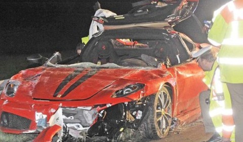 Ferrari 430 Scuderia Wreck Causes Critical Injury