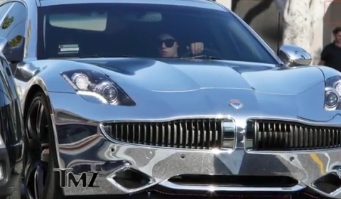 Video Justin Bieber and His Chrome Fisker Karma