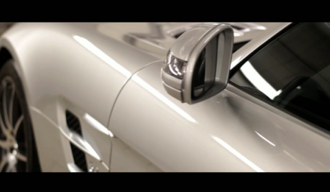Video Sounds of the Mercedes-Benz SLS AMG