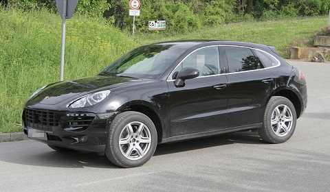 Porsche Macan Spyshot