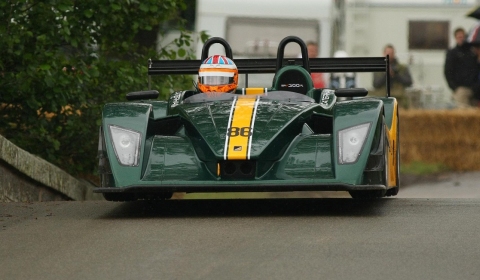 Caterham SP/300.R Sets New Record at Cholmondeley