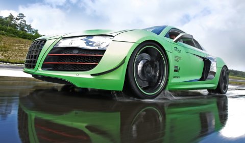 Green Audi R8 V10 Tuned by Racing One