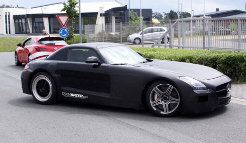 Spyshots Mercedes-Benz SLC AMG Test Mule