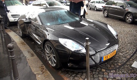 Samuel Eto'o's Aston Martin One-77 Broken