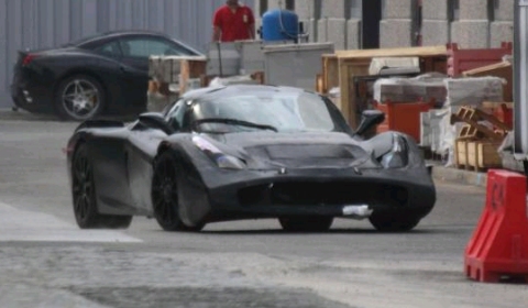 Spyshots 2013 Ferrari F70 - Enzo Successor Near Factory