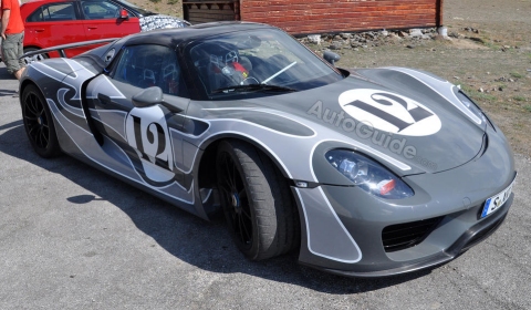 Spyshots Porsche 918 Spyder Interior