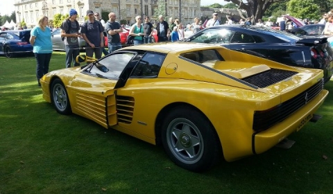 Yellow Ferrari Testarossa Wins Wilton Classic and Supercars 2012 Rev Battle