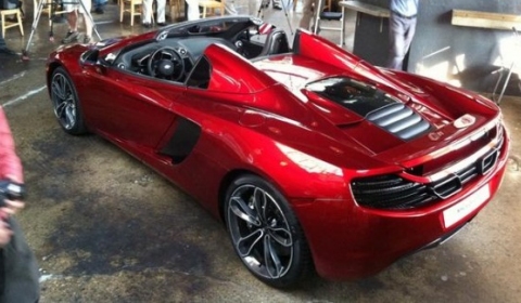 Mclaren MP4-12C Spider US Debut in Detroit 01