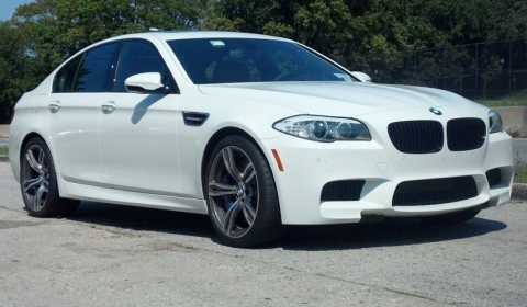 Stock BMW F10M M5 Runs Quarter Mile Drag in 11.78 Seconds