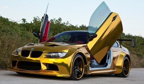 Widebody Golden BMW M3 with Lambo-style Doors