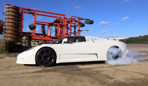 Bugatti EB110 SS Burnout