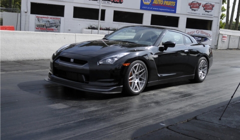 Switzer Sets Pump-gas Nissan GT-R Record