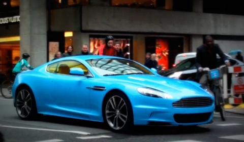 Video Baby Blue Arab Aston Martin DBS in London