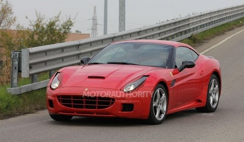 2015 Ferrari California Spyshot