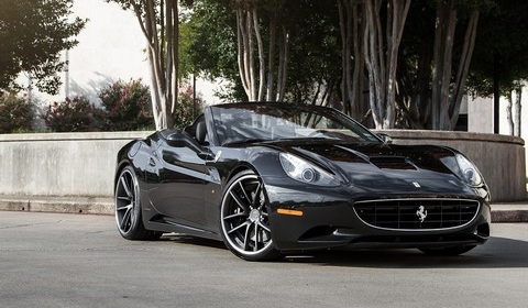 Ferrari California on C30-DC Modulare Wheels